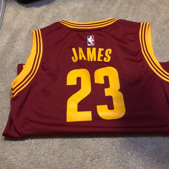 Lebron James Cavs Jersey - Picture 2 of 2
